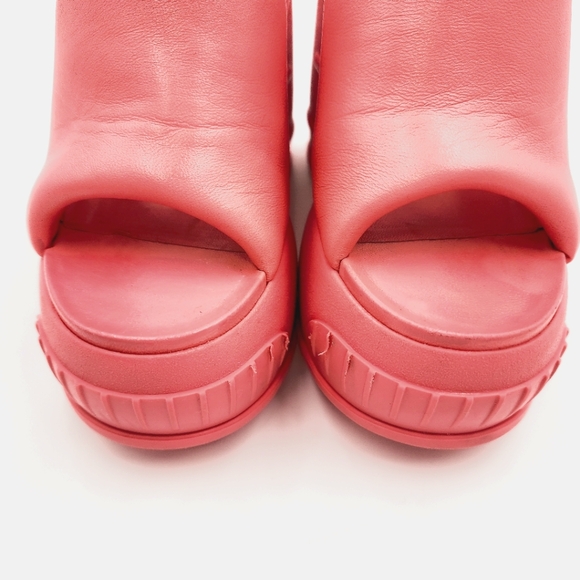 FENDI Pink Platform Slip-On Logo Leather & Rubber Designer Slides Sandals EU 37 - Picture 6 of 9